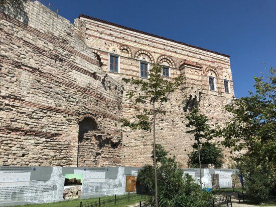 Tekfur Sarayı