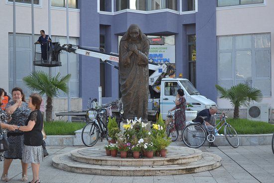 Mother Teresa Monument