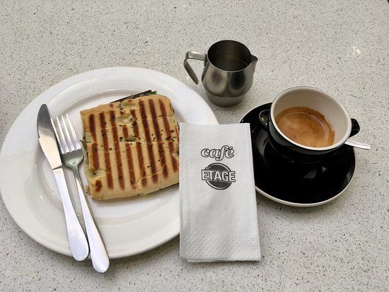 Cafe Etage