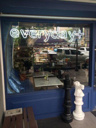 Everyday+ Cafe