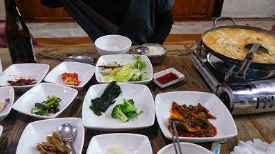 Hwangnam Maetdol Sundubu