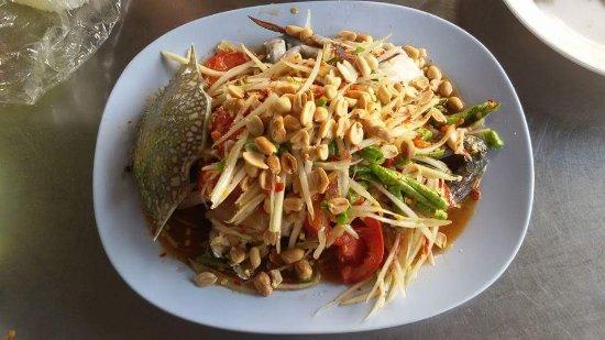 Pha Phong Papaya Salad