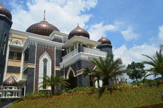 Harakatul Jannah Mosque