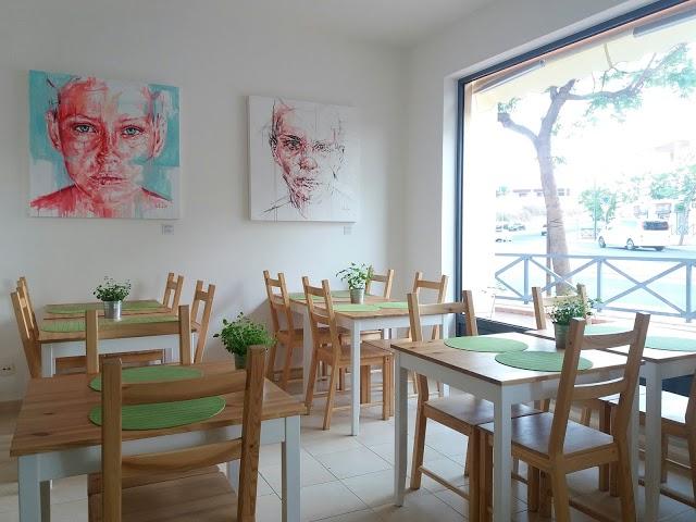 Alfarroba Cafe
