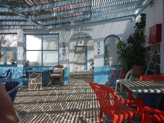 Valmas Beach Restaurant
