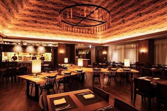 Dining&Bar Lavarock
