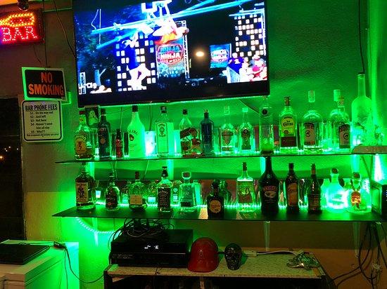 Purple Star Sports Bar & Grill