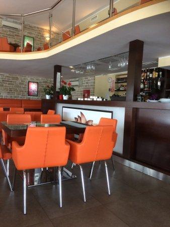 Sydney Bistro-Slasticarn