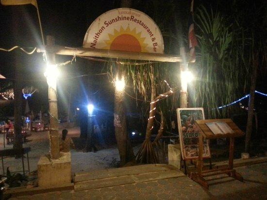 Naithon Sunshine Restaurant and Bar