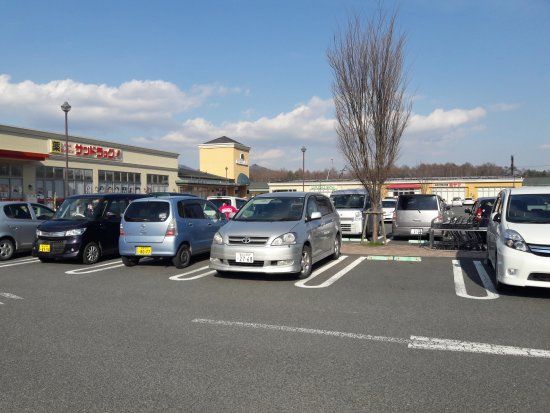 フォレストモール富士河口湖