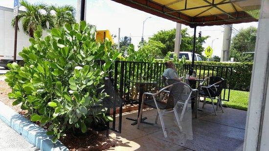 Moulin Rose Cake and Bakery Shop