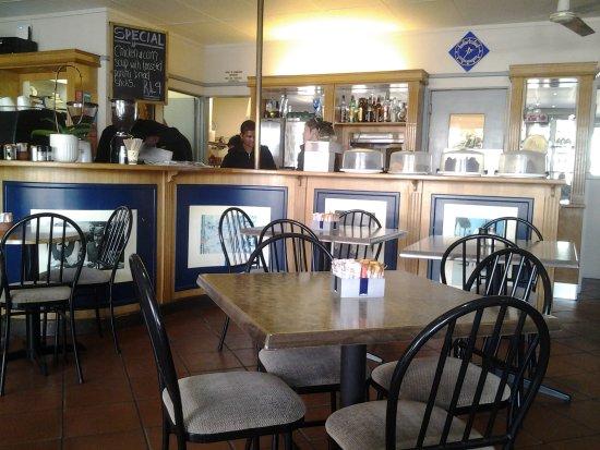 Eden café