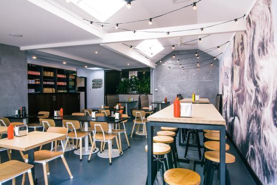 Main Street Burger Bar