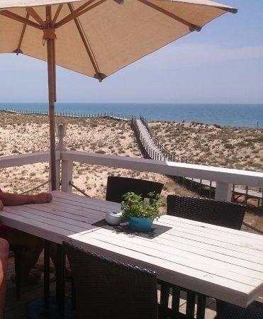 Finns Beach Bar