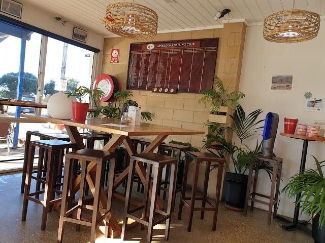 Cafe 153