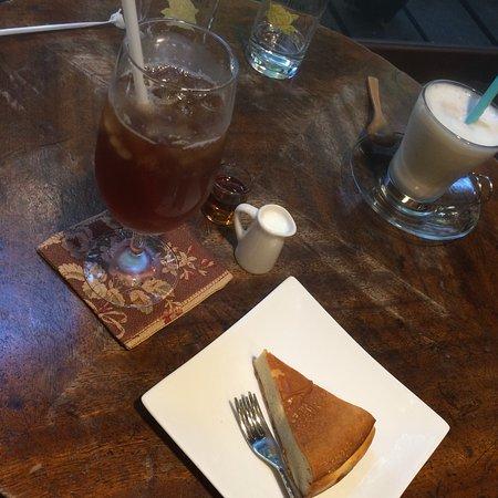 Gallery & Cafe Tina Lente