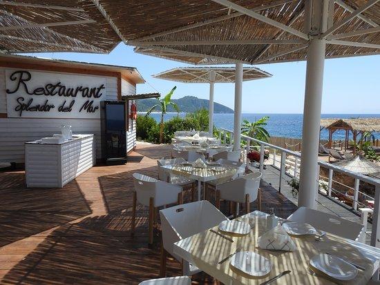 Splendor del Mar Beachbar & Restaurant