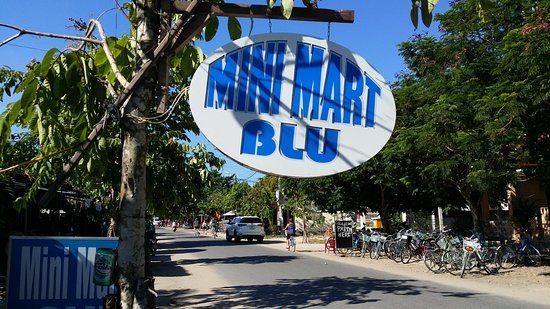 Blu Mart Greek Souvlaki & Bakery