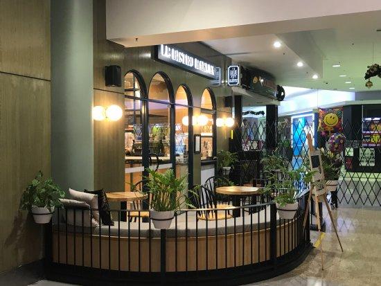 Le Bistro Rakuya
