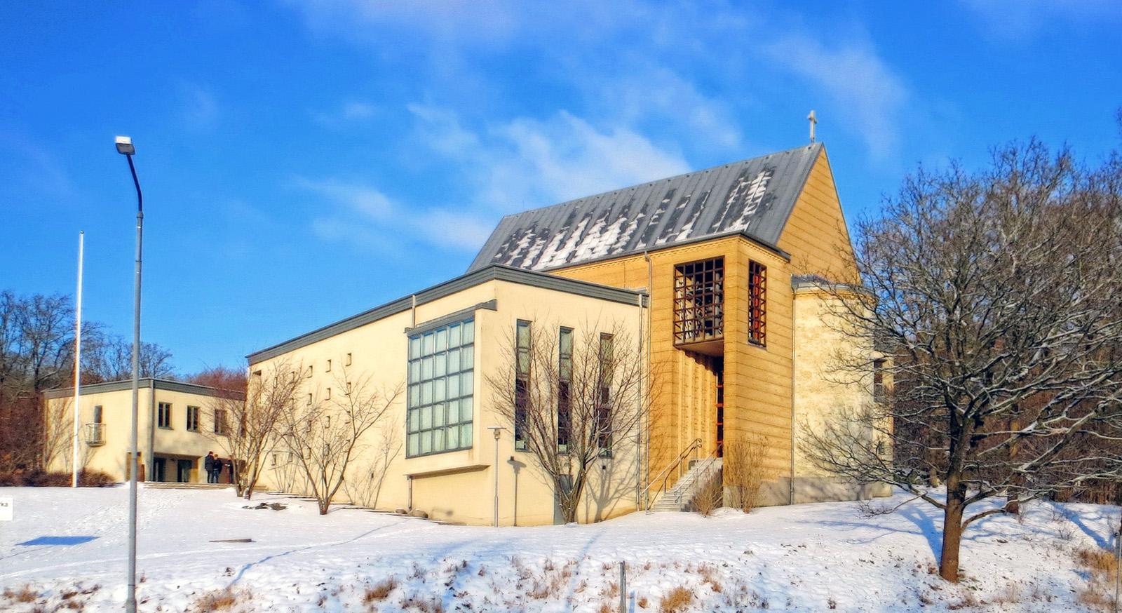 Gunnared Church
