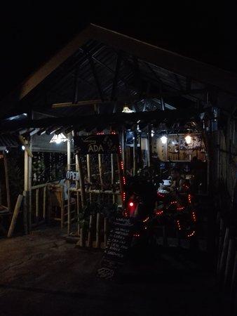 Warung Ada