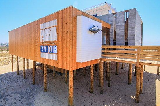Parrilla Beach Club