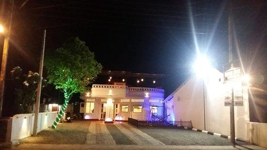 Indian Gate Family Restaurant