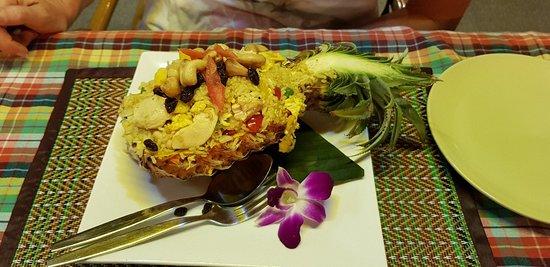 1 ONE Restaurant & Drinks