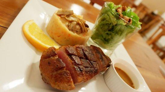 Paris'i French Cuisine