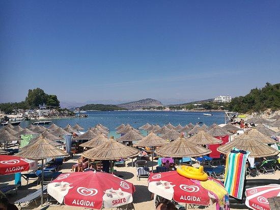 Lori Beach Bar