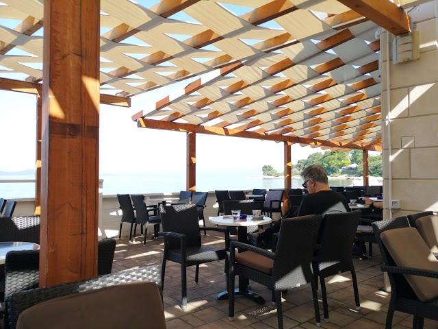 Caffe Bar Porthos