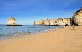 Praia dos Caneiros