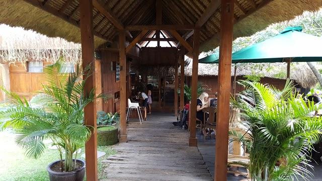 Drifter Surf Shop Cafe & Gallery