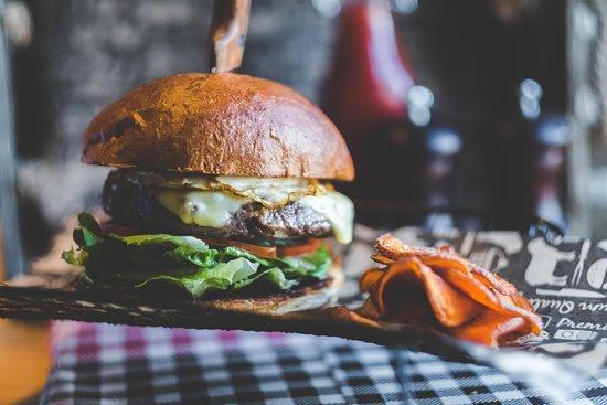 Esplanade Diner & Bar