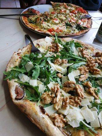 Tropicana Pizzeria