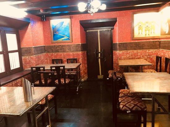 Pisharody's Vegetarian & Vegan Restaurant