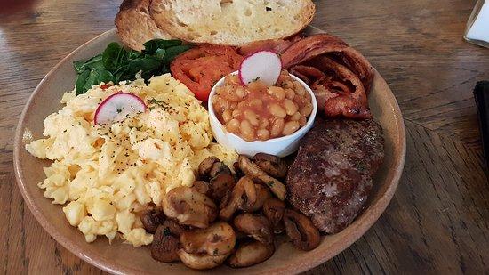 Two Daughters Cafe & Restaurant