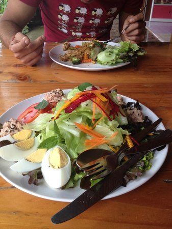 Charlie & Lek Restaurant