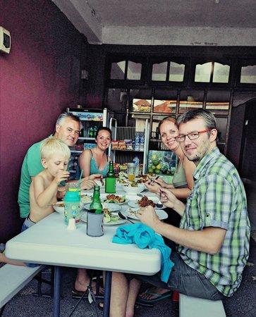 Warung Flower's