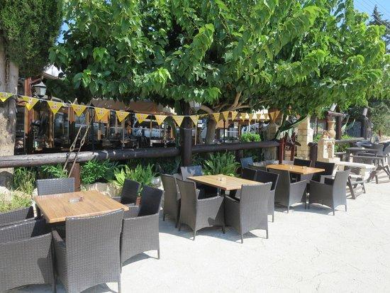 Stone House Inn Restaurant