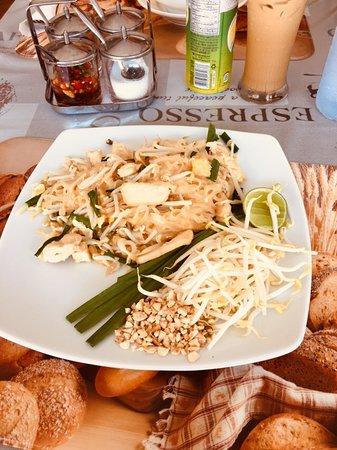 Two Phum Puy Restaurant