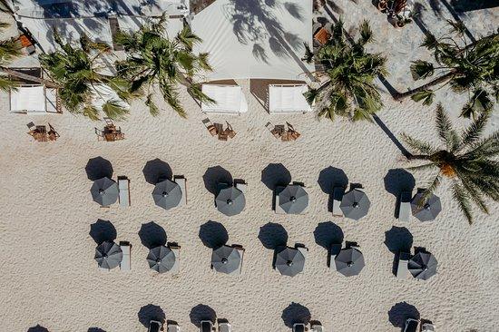 Isola Beach Bar