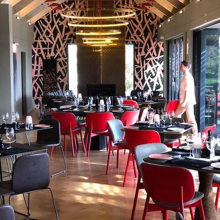 Kunjani Wines and Restaurant