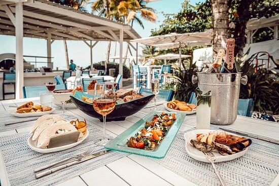 El San Juan Beach Club