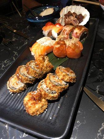 D'Avenida Fine Dining and Clubbing