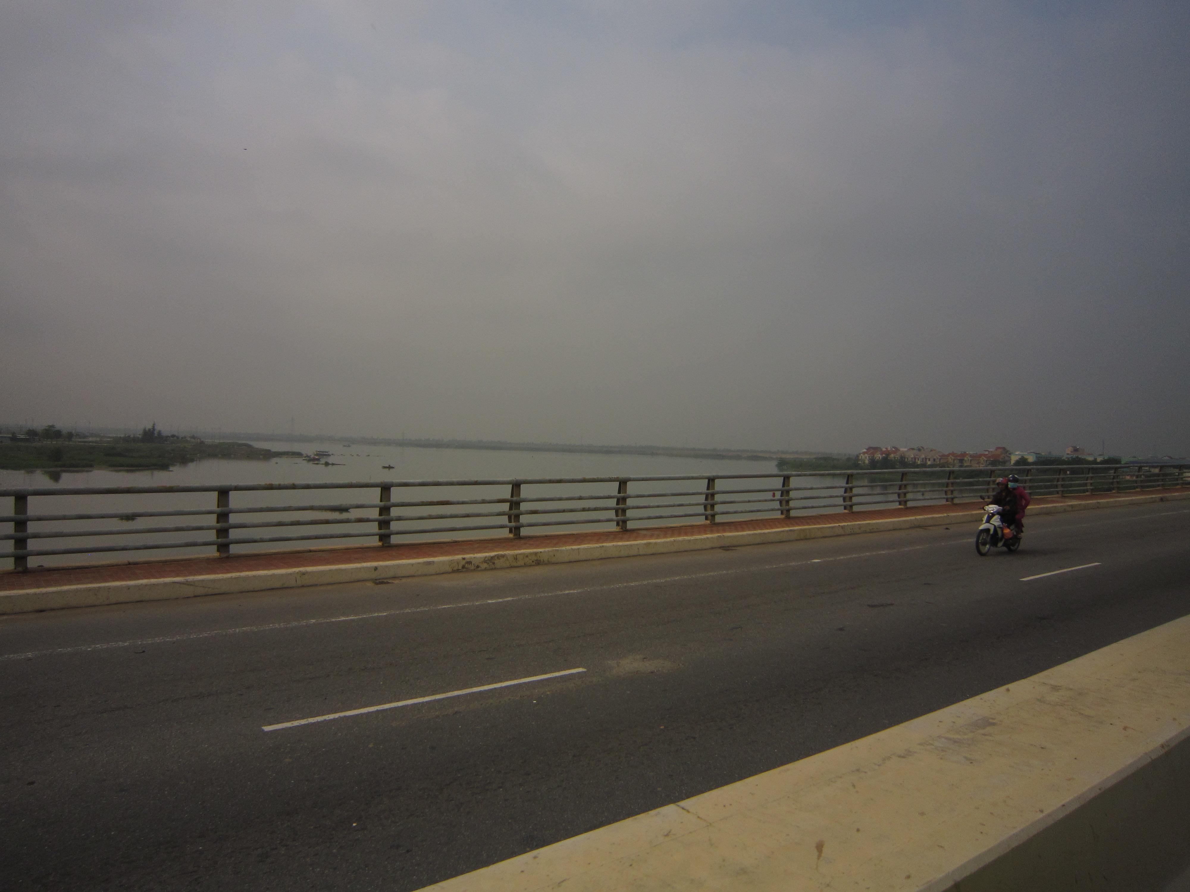 Tiên Sơn Bridge