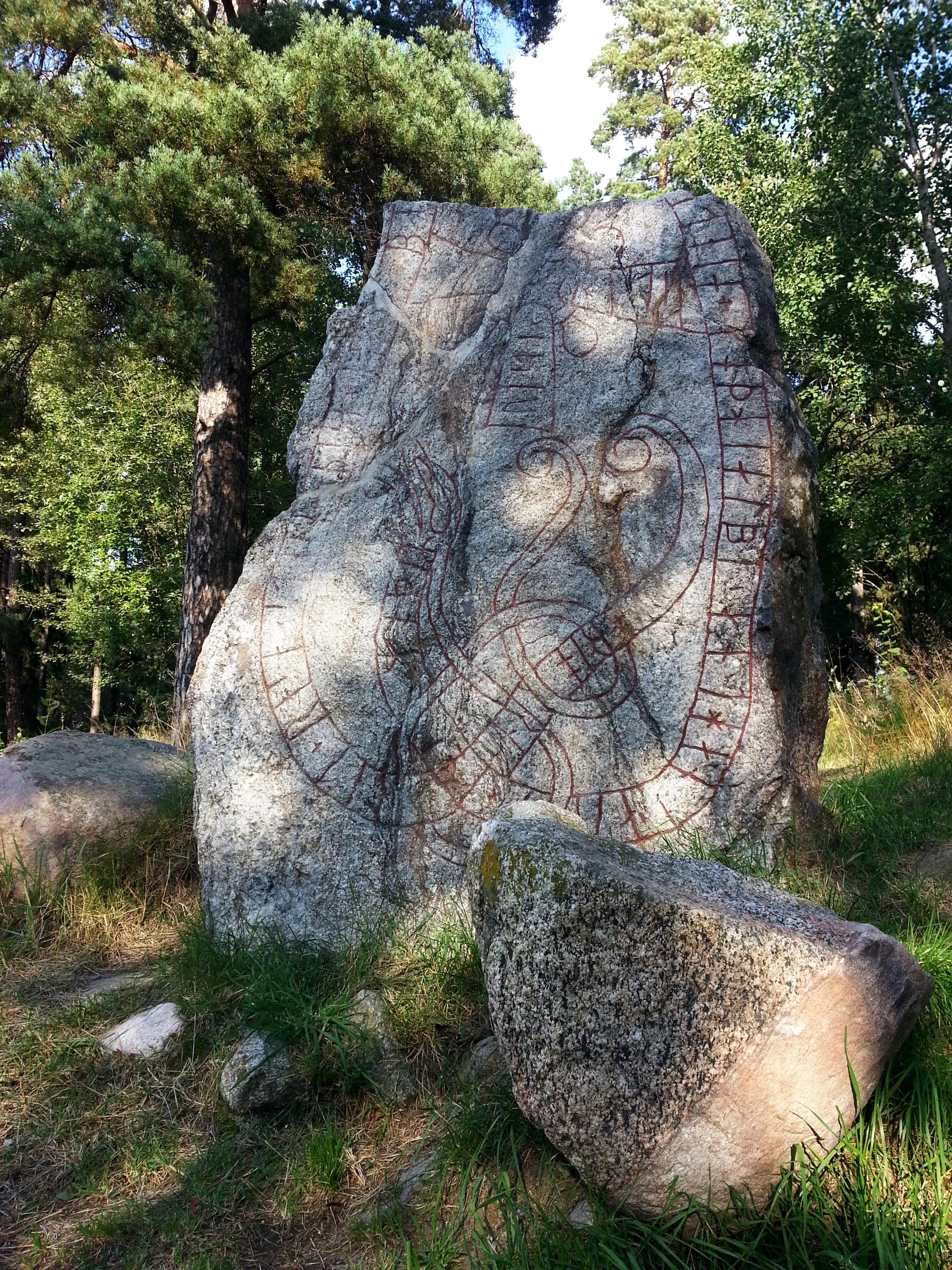 Upplands runinskrifter 74