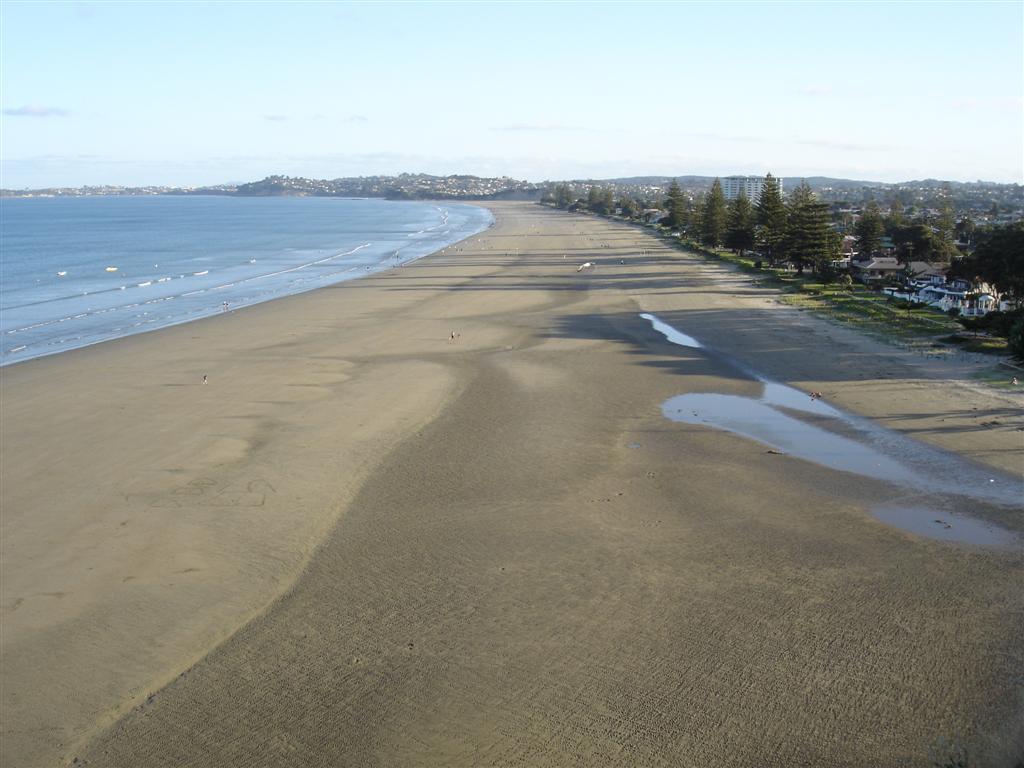 Orewa Plajı