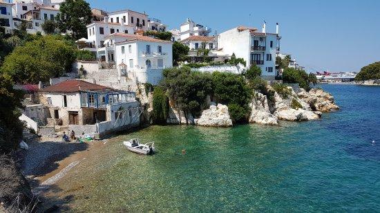 Bourtzi Beach
