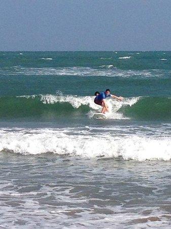Kallialay Surf School